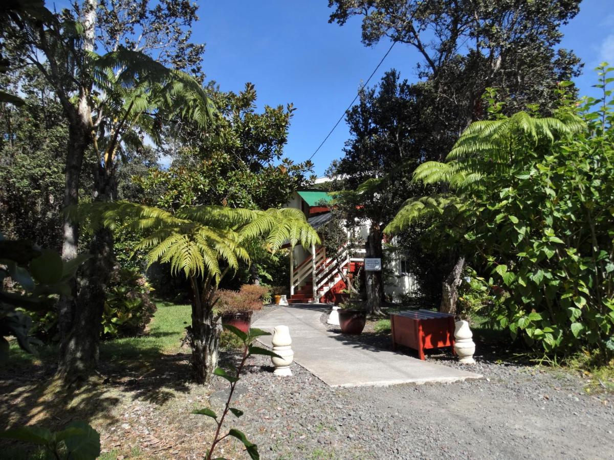 Volcano Hale Exterior photo